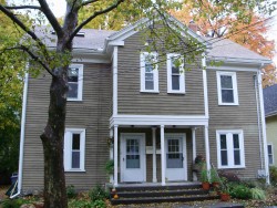 19 Moreland Ave, Newton, MA 02459 exterior