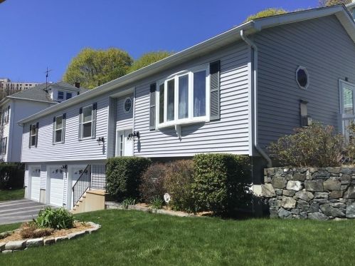 41 Adams St, Worcester, MA 01604 exterior