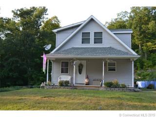 453 Jackson St, Litchfield, CT 06787 exterior