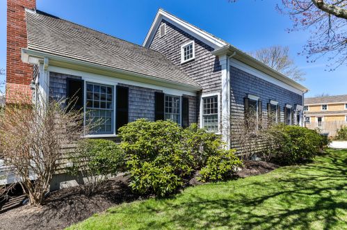 18 Seaview Ter, Chatham, MA 02633 exterior