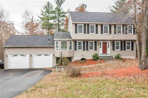 8 Doreen Dr, Pelham, NH 03076 exterior
