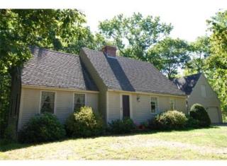 16 Meadowview Dr, Plaistow, NH 03865 exterior