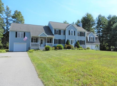 78 Pine St, Douglas, MA 01516 exterior