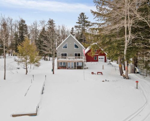 126 Cove Rd, Washington, NH 03280 exterior