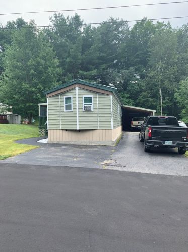 1025 Mountainview Ave, Charlestown, NH 03603 exterior
