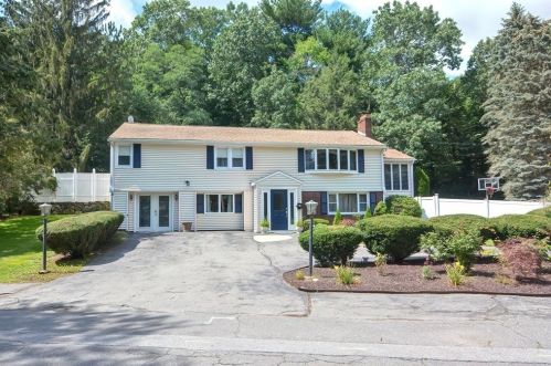 10 Aderene Rd, Peabody, MA 01960 exterior