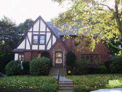 47 Fellsmere Rd, Newton, MA 02459 exterior
