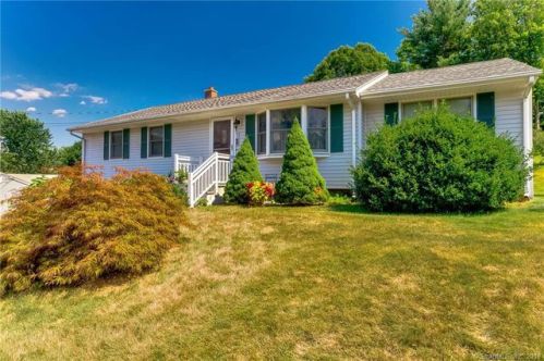 9 Brookview Ave, Wallingford, CT 06492 exterior