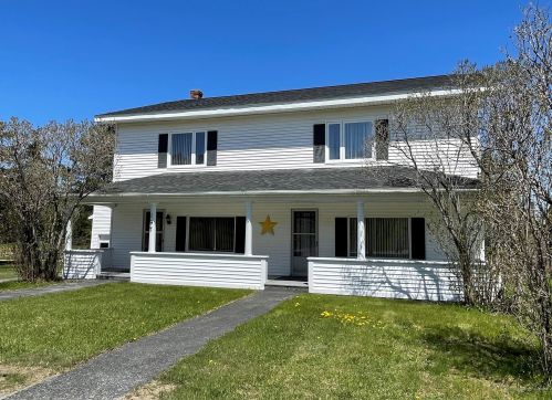 197 Main St, Saint-Agatha, ME 04772 exterior