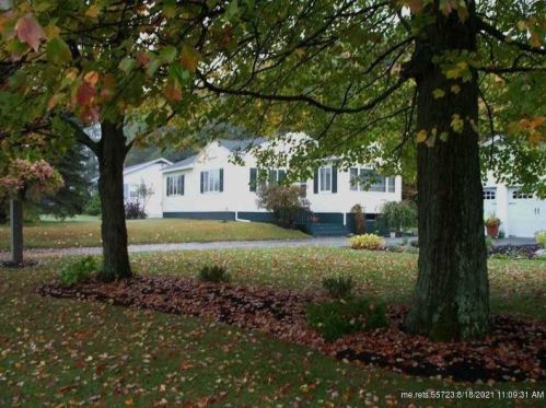 315 Civic Center Dr, Augusta, ME 04330 exterior