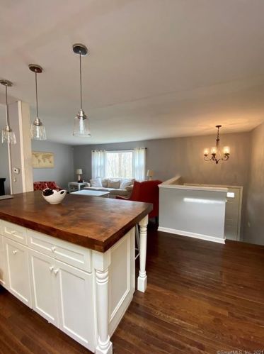 29 Lyrical Ln, Sandy-Hook, CT 06482 exterior