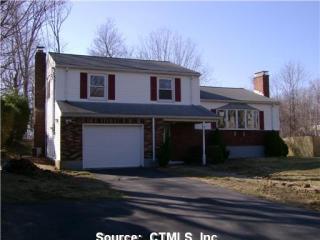 19 Hartley Dr, Waterbury, CT 06705 exterior