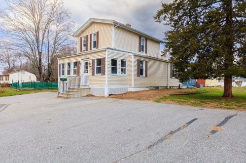 104 North St, Killingly, CT 06239 exterior
