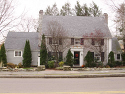411 Brookline St, Newton, MA 02459 exterior