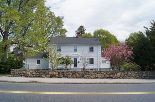 203 Burncoat St, Worcester, MA 01606 exterior