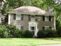 28 Lafayette Rd, Newton, MA 02462 exterior