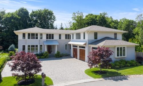 8 Wilshire Rd, Newbury, MA 01950 exterior