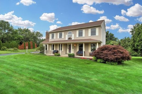 40 Heather Ln, Southington, CT 06489 exterior