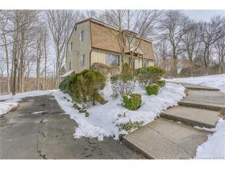 27 Sherman Ln, New Haven, CT 06514 exterior