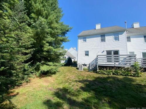 30 Southgate Dr, South-Glastonbury, CT 06073 exterior