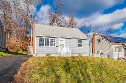 155 Country Club Rd, New Britain, CT 06053 exterior