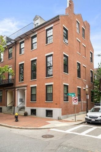 116 Main St, Roxbury Xing, MA 02129 exterior