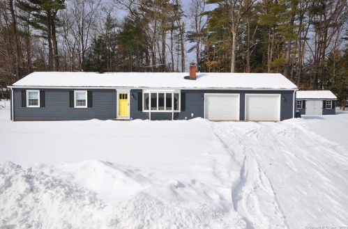 8 Muriel Dr, Granby, CT 06035 exterior