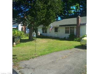 14 Robert Rd, Vernon, CT 06066 exterior