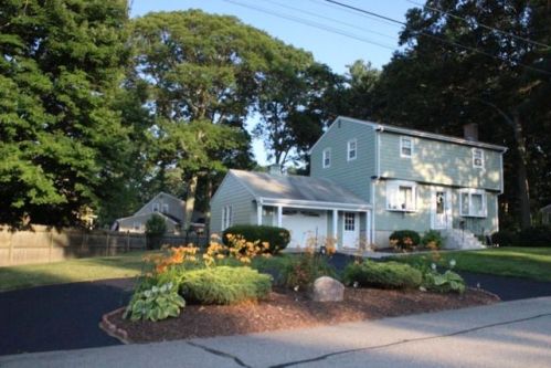 68 Bird St, Stoughton, MA 02072 exterior