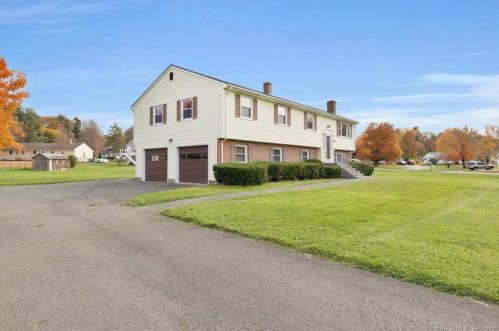 20 Stratford Ct, Windsor, CT 06095 exterior