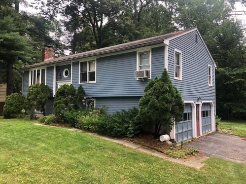 27 Quaboag St, Worcester, MA 01602 exterior