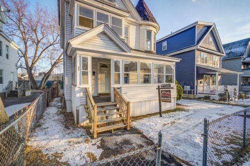 53 Crystal Ave, Springfield, MA 01108 exterior