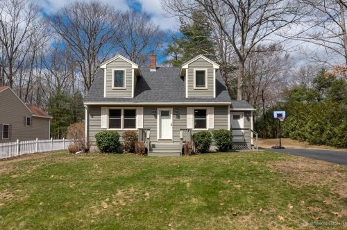 23 Garden St, Old-Orchard-Beach, ME 04064 exterior