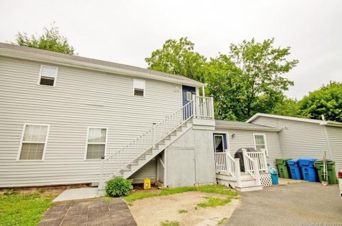 50 Freestone Ave, Portland, CT 06480 exterior