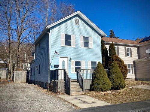 56 Center St, Litchfield, CT 06787 exterior