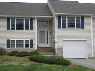 26 Susans Way, Fremont, NH 03044 exterior
