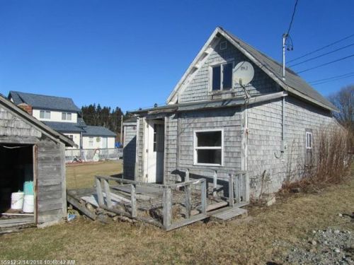 12 Wharf St, Jonesport, ME 04649 exterior