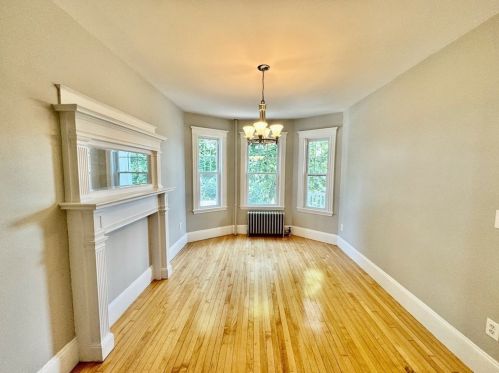 49 Pleasant St, Roxbury-Xing, MA 02125 exterior