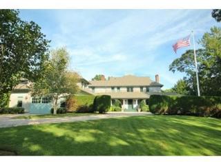25 Mattarest Ln, Dartmouth, MA 02748 exterior