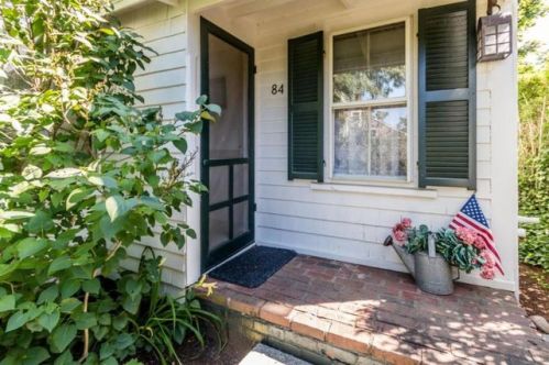 84 Peases Point Way, Edgartown, MA 02539 exterior