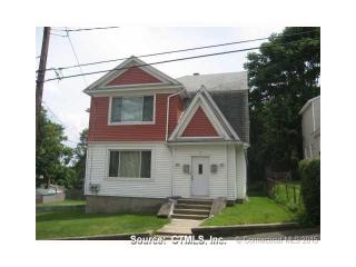 17 Lawlor St, Waterbury, CT 06708 exterior