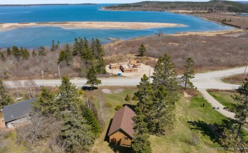 561 Lubec Rd, Lubec, ME 04652 exterior