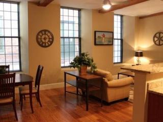 53 Hermon St, Worcester, MA 01610 exterior