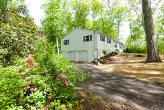 32 Wellsweep Dr, Madison, CT 06443 exterior