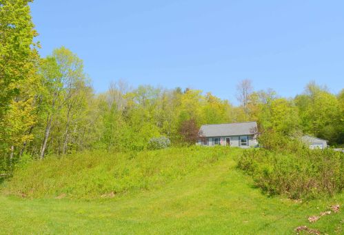 12 Bouldervale Rd, Unity, NH 03773 exterior