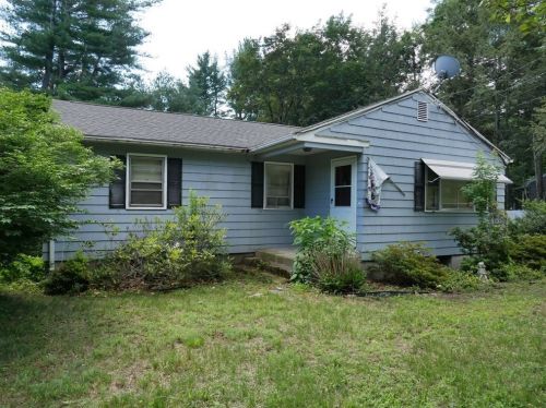553 Cooley St, Springfield, MA 01128 exterior