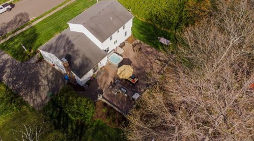 70 Harvard Pl, Bristol, CT 06010 exterior