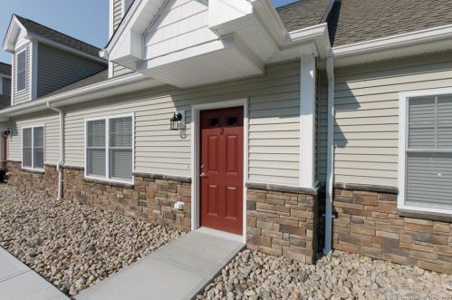 90 24 Bumper Rd, Torrington, CT 06791 exterior