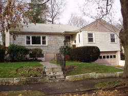 12 Burrage Rd, Newton, MA 02459 exterior