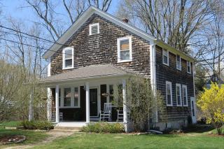 63 Elm Ave, East-Providence, RI 02916 exterior